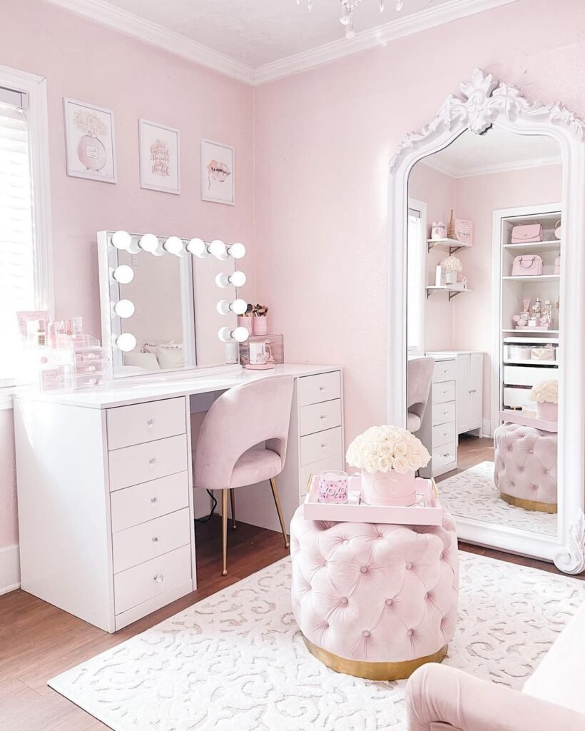 27 Space-Saving DIY Vanities to Maximize Your Bedroom