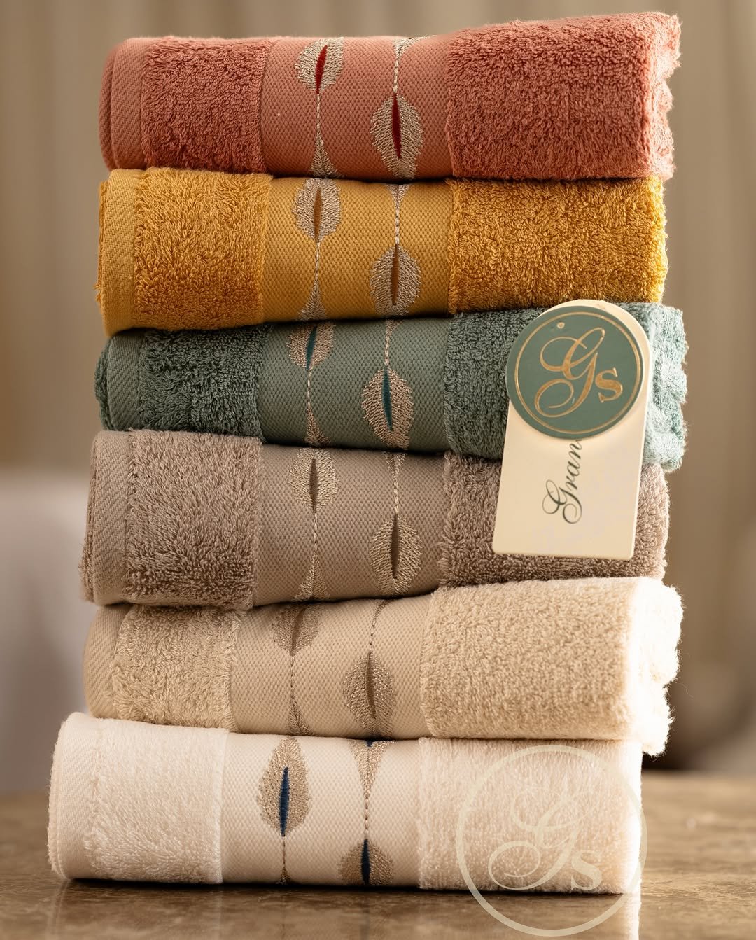 Classic Towel Folds in Bathroom Towels Style