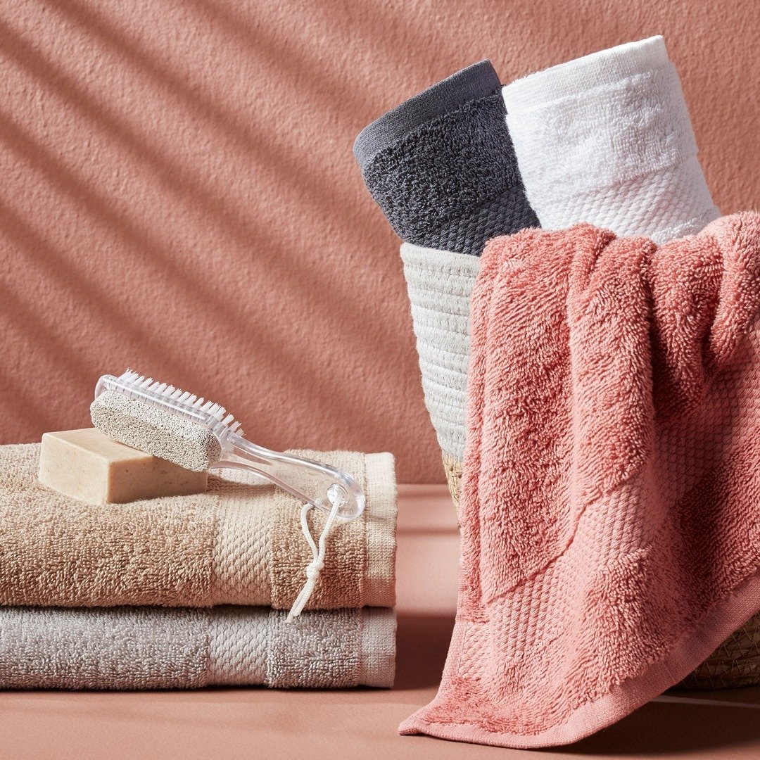Towel Folding Finesse in Bathroom Towels Style