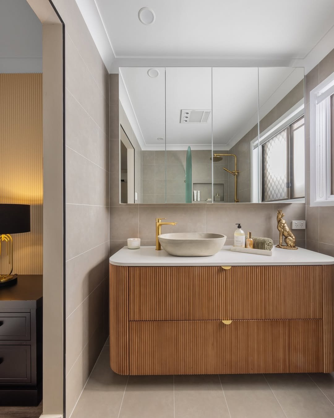 Wall-Hung Vanities