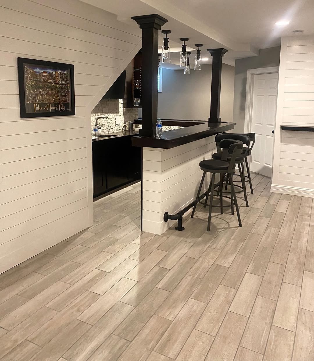 21 Timeless Mid-Century Modern Flooring Ideas