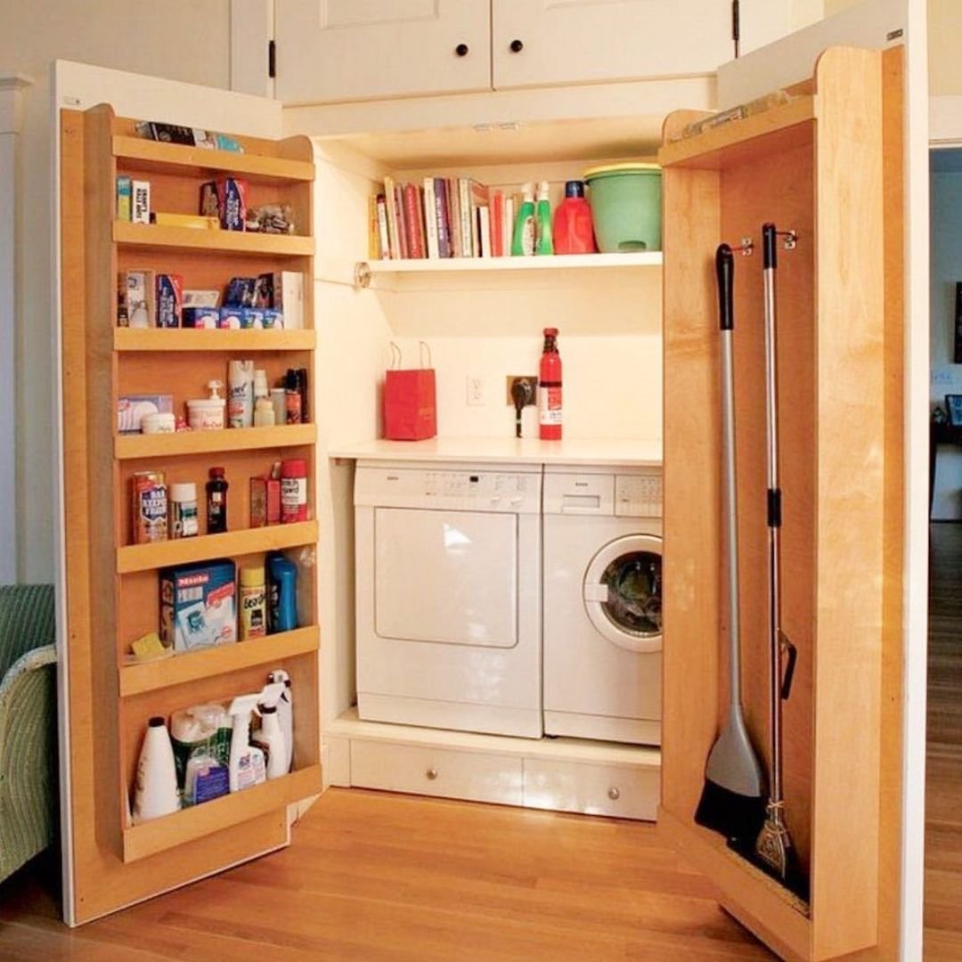 U-Shaped Laundry Room Layout