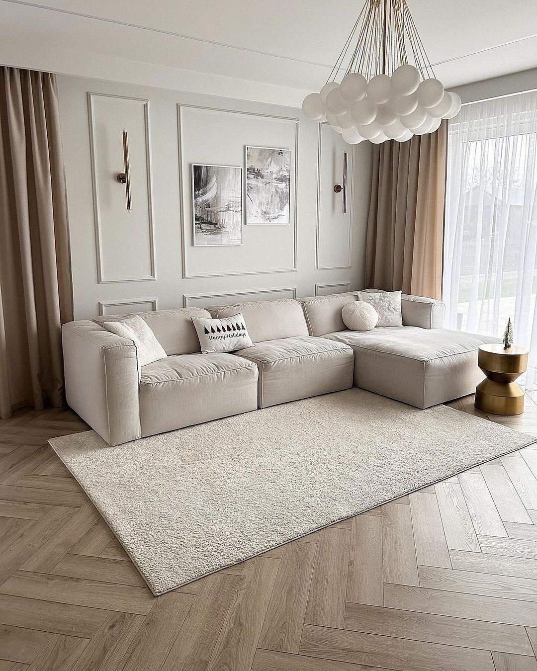 Keep It Minimal For Lounge Room