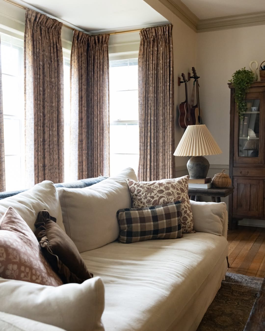 Use Curtains For Lounge Room