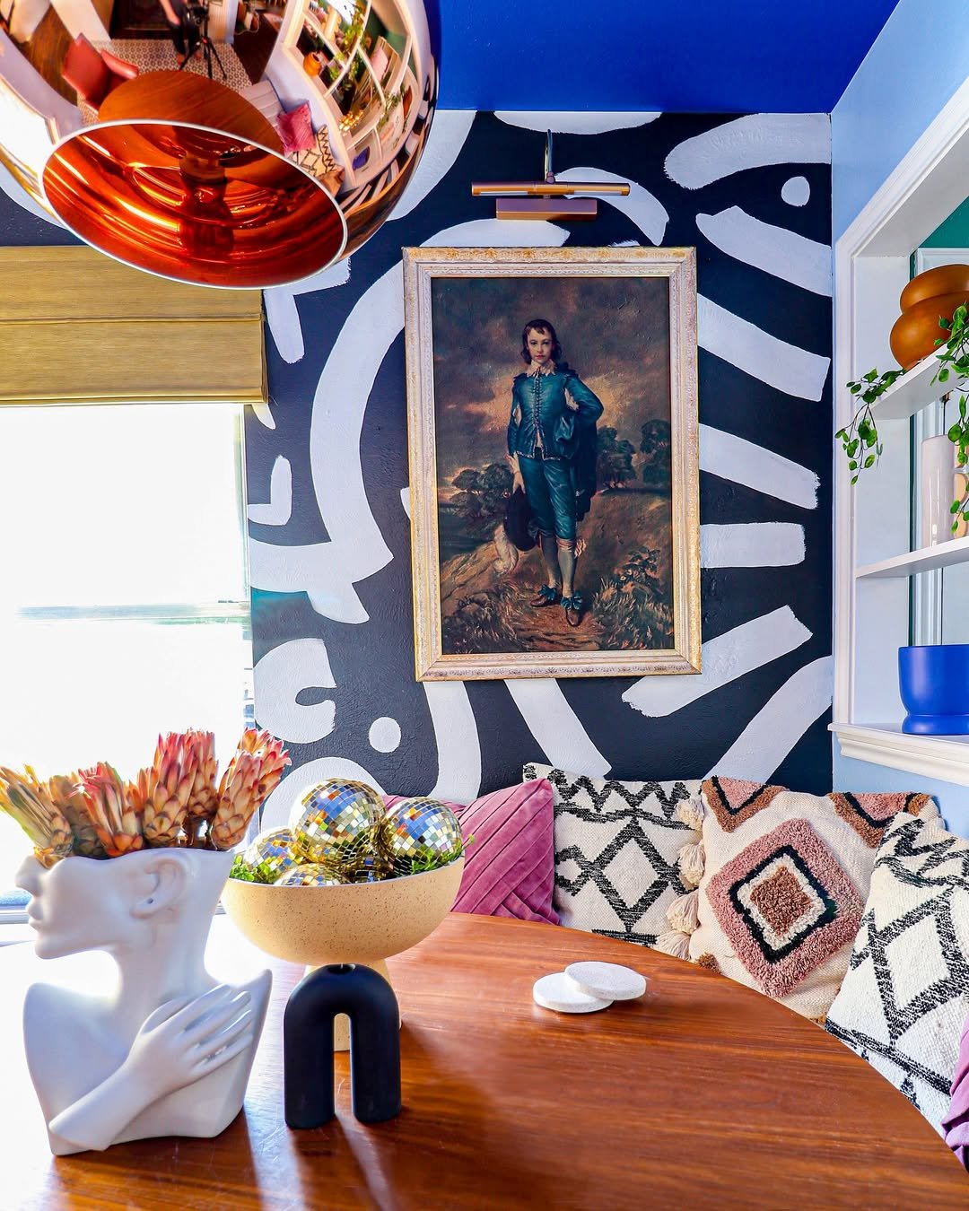 Artist's Loft Vibes