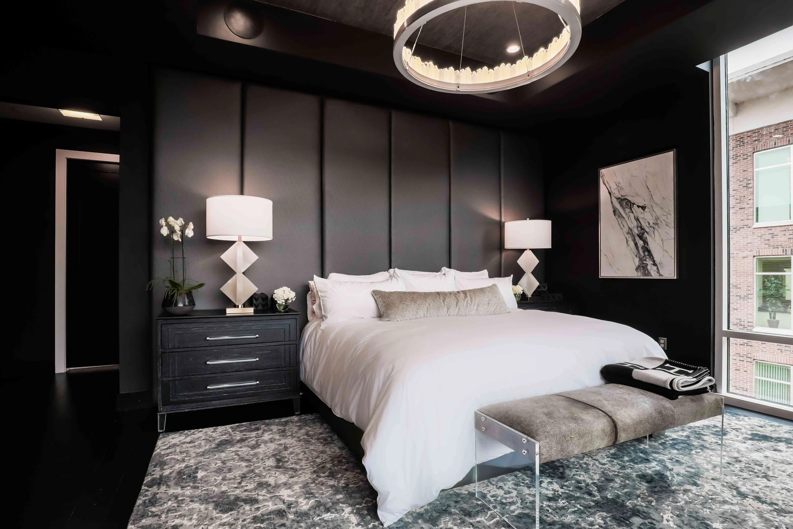 Creative Use of Accessories in the black and white bedroom
