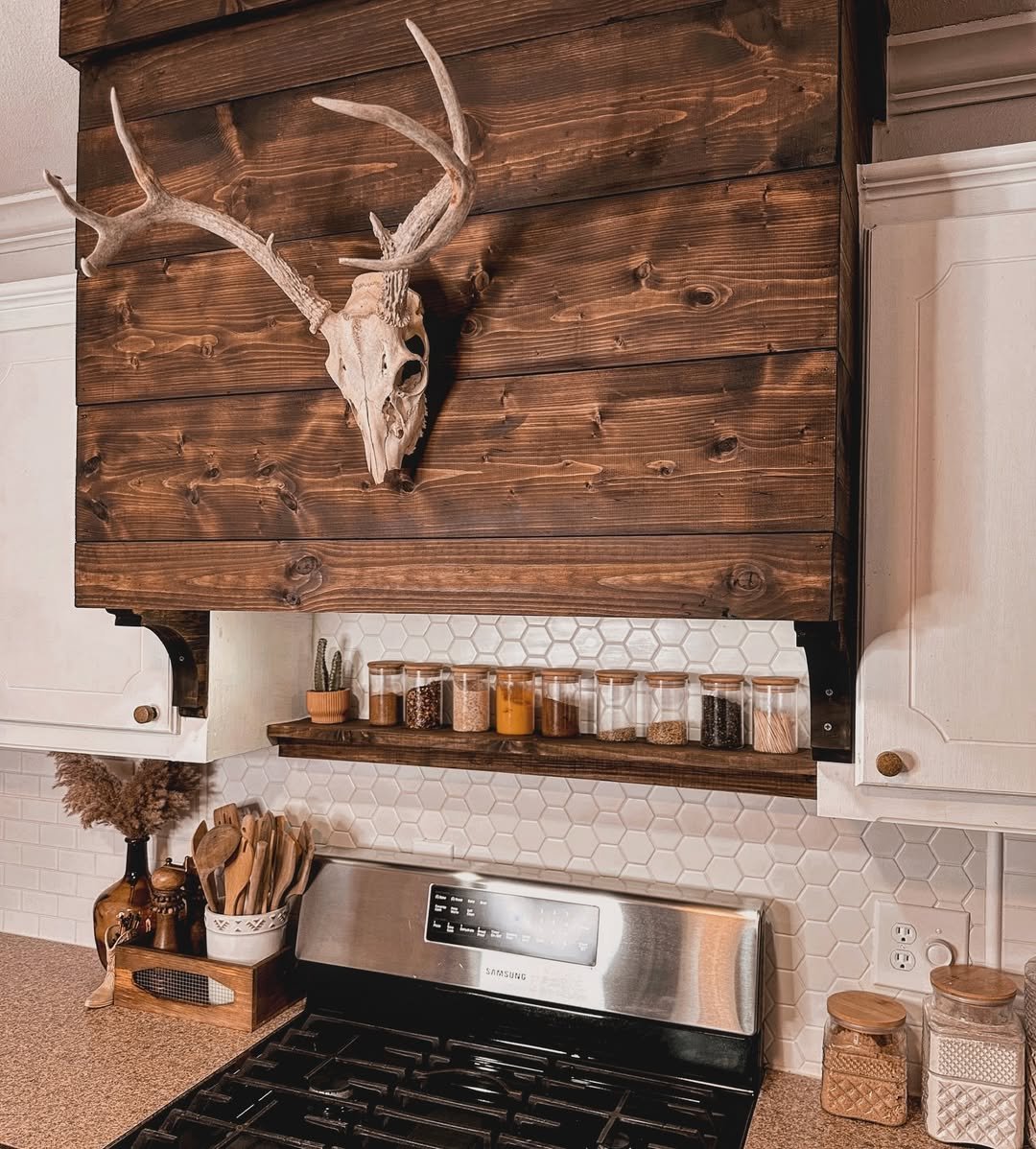 Mounted Antlers as Statement Pieces