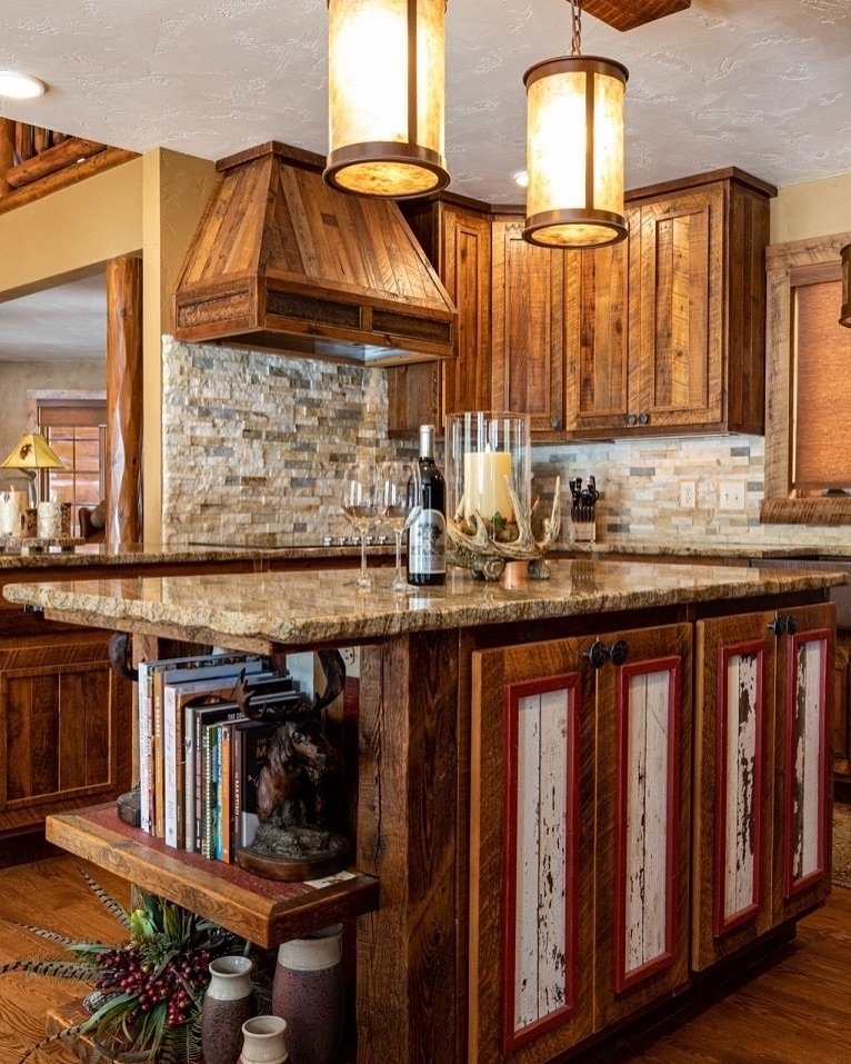Rustic and Elegant Antler Kitchen Decor Ideas
