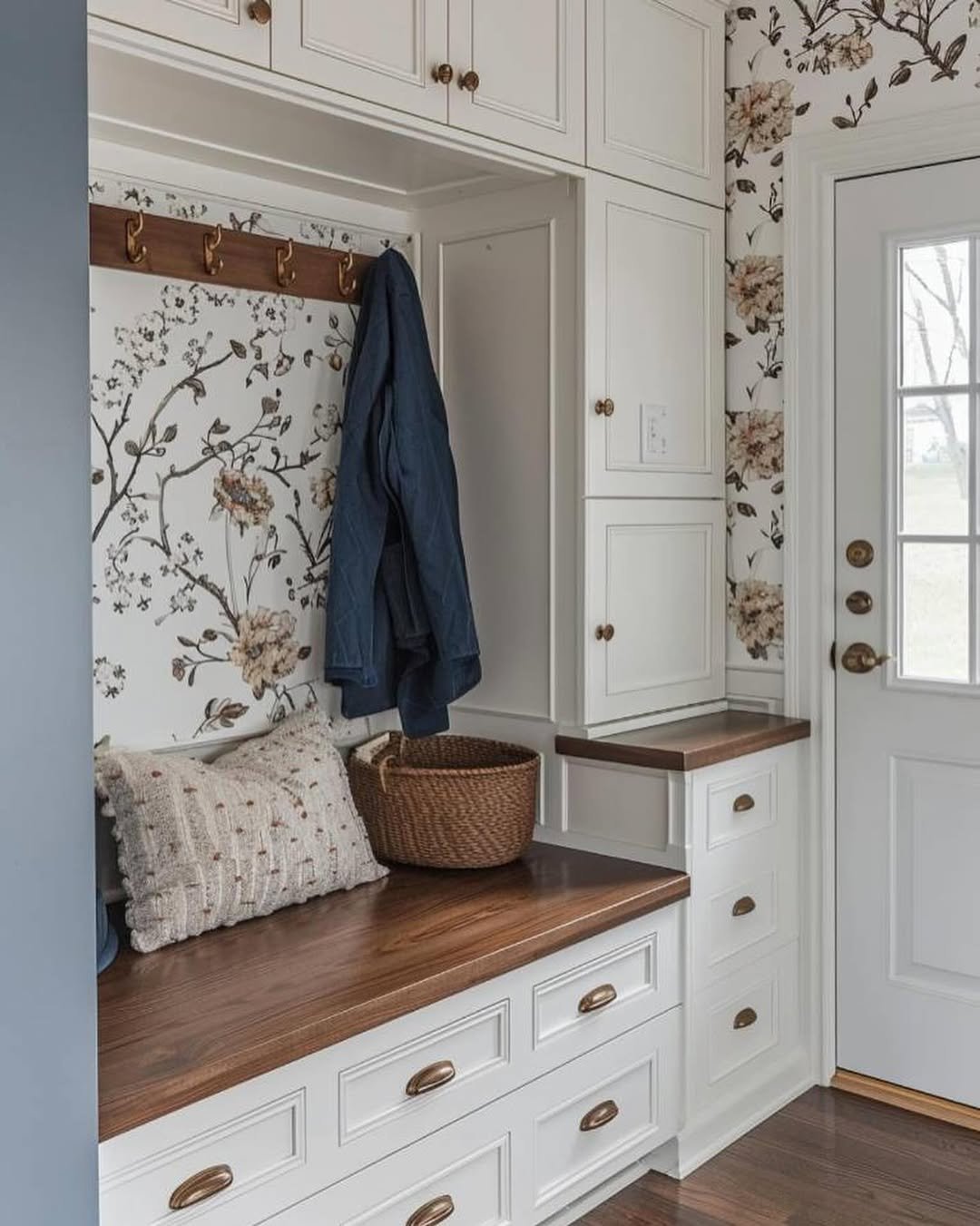 Wall-Mounted Drop Zone for Clever Small Entryway