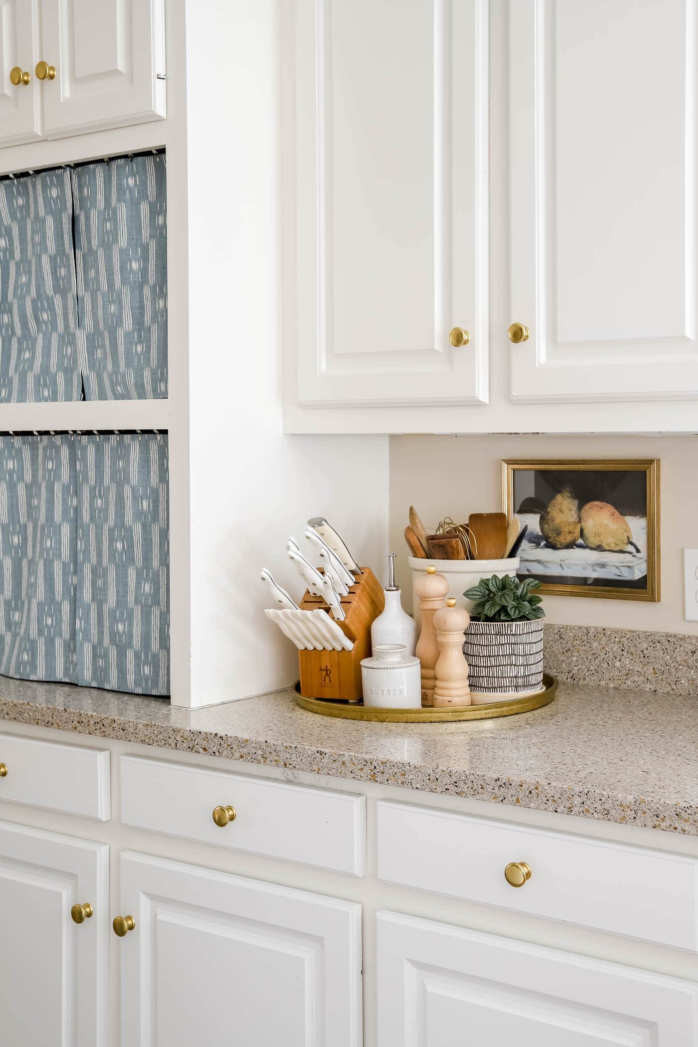 Culinary Tools in decorate your kitchen counters