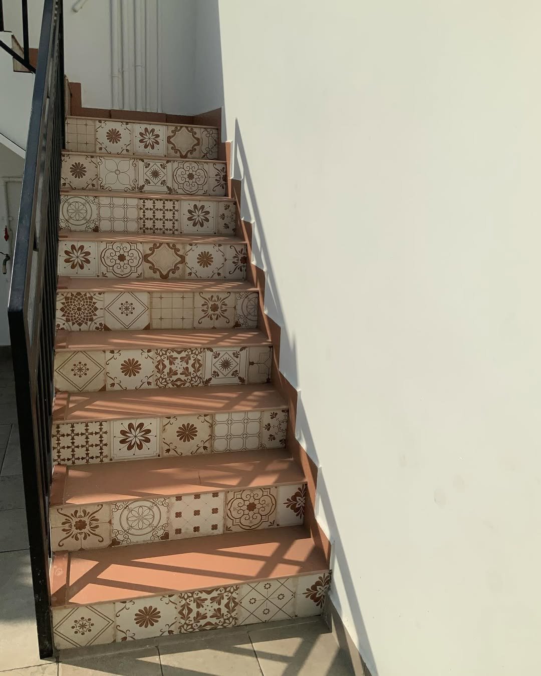 Coordinating Tiles in Creative Stair Riser 
