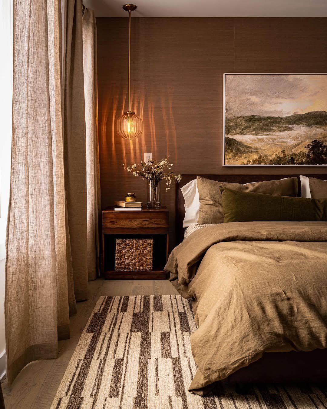 Embrace Earthy Tones for Bedroom Renovation