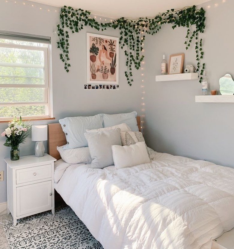 Cute Wall Tapestries for Girly Apartment