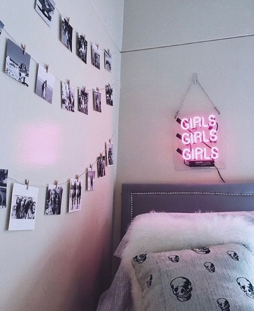 Statement Neon Sign in Girly Apartment
