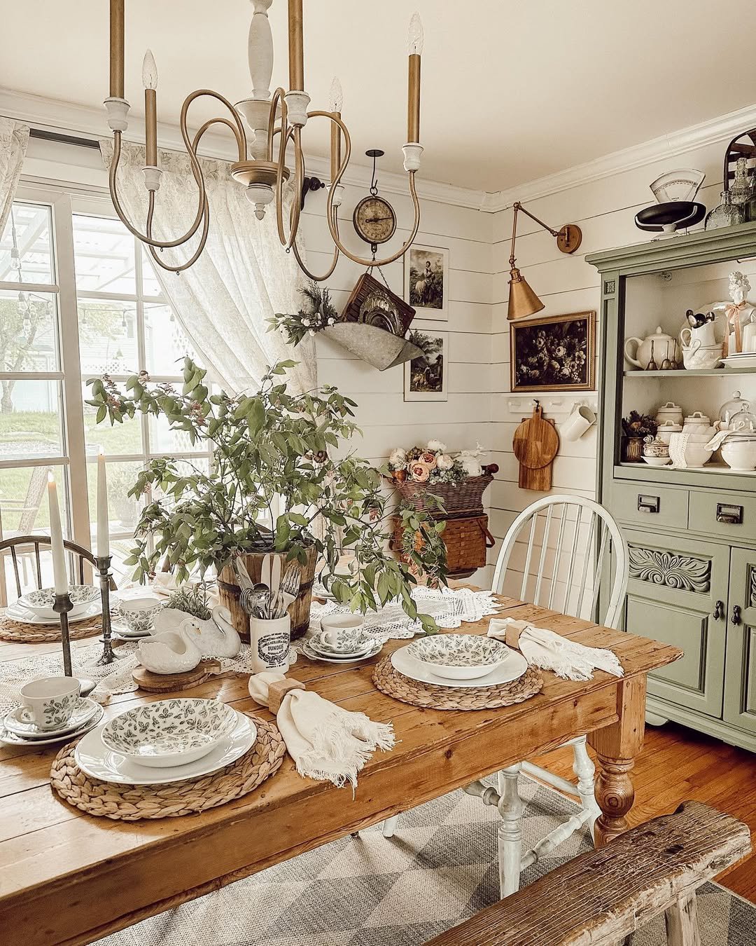 Table Settings Farmhouse Dining Room
