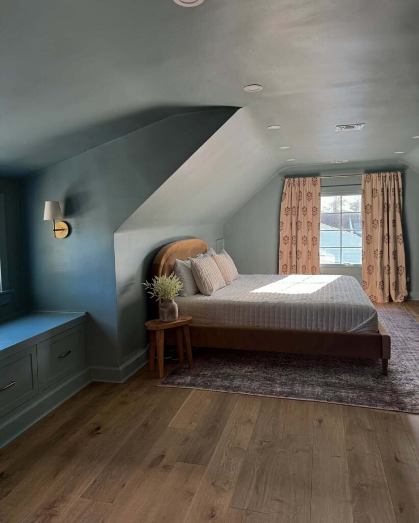 Monochrome Low Attic Bedroom Ideas