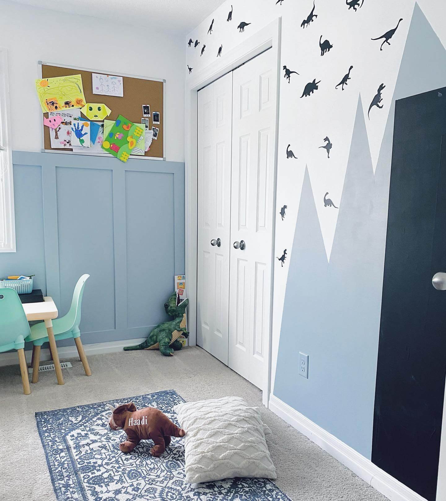 Kids’ Room Organization Creative Corner with Wall Art Display