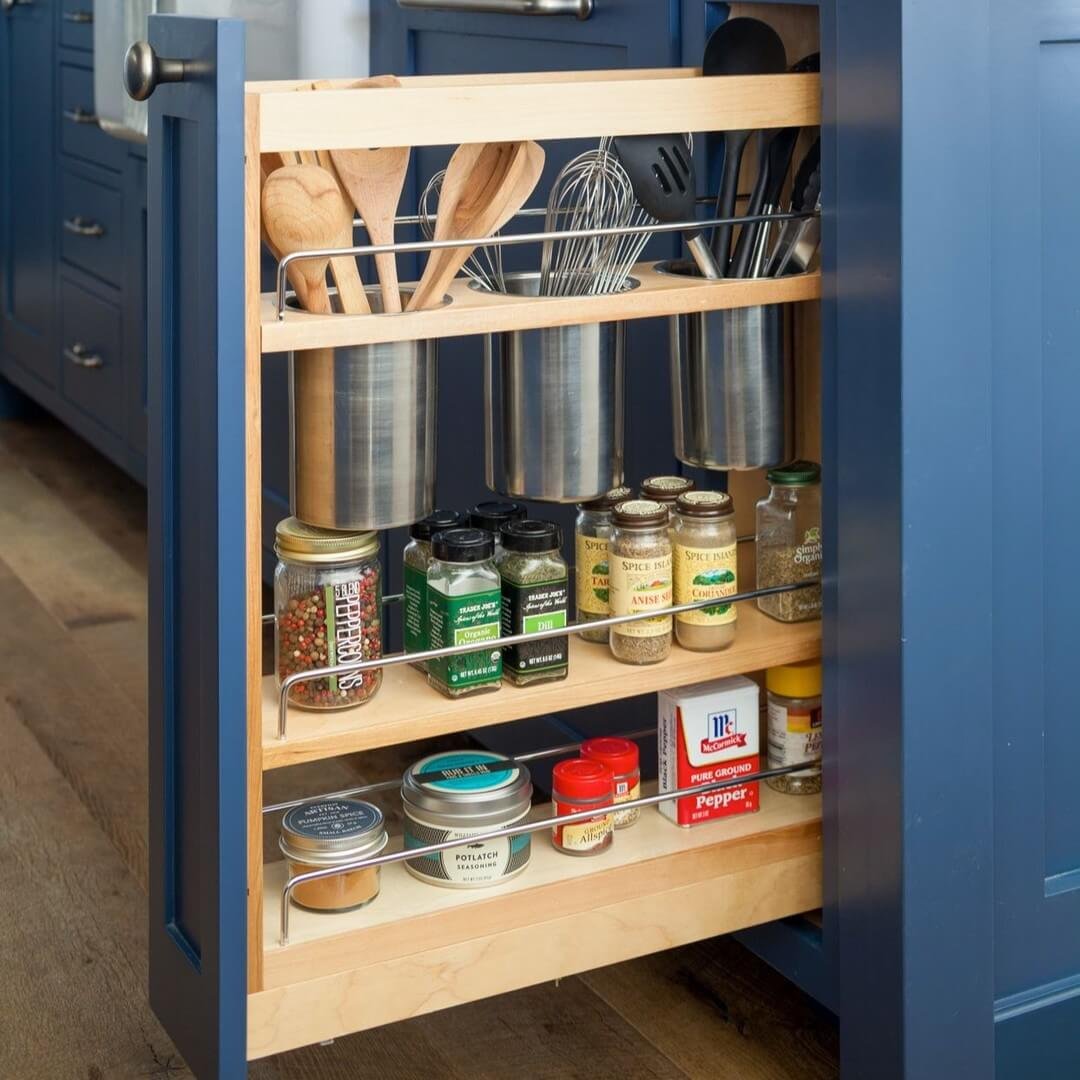 Kitchen Spice Storage Ideas Pull-Out Spice Rack