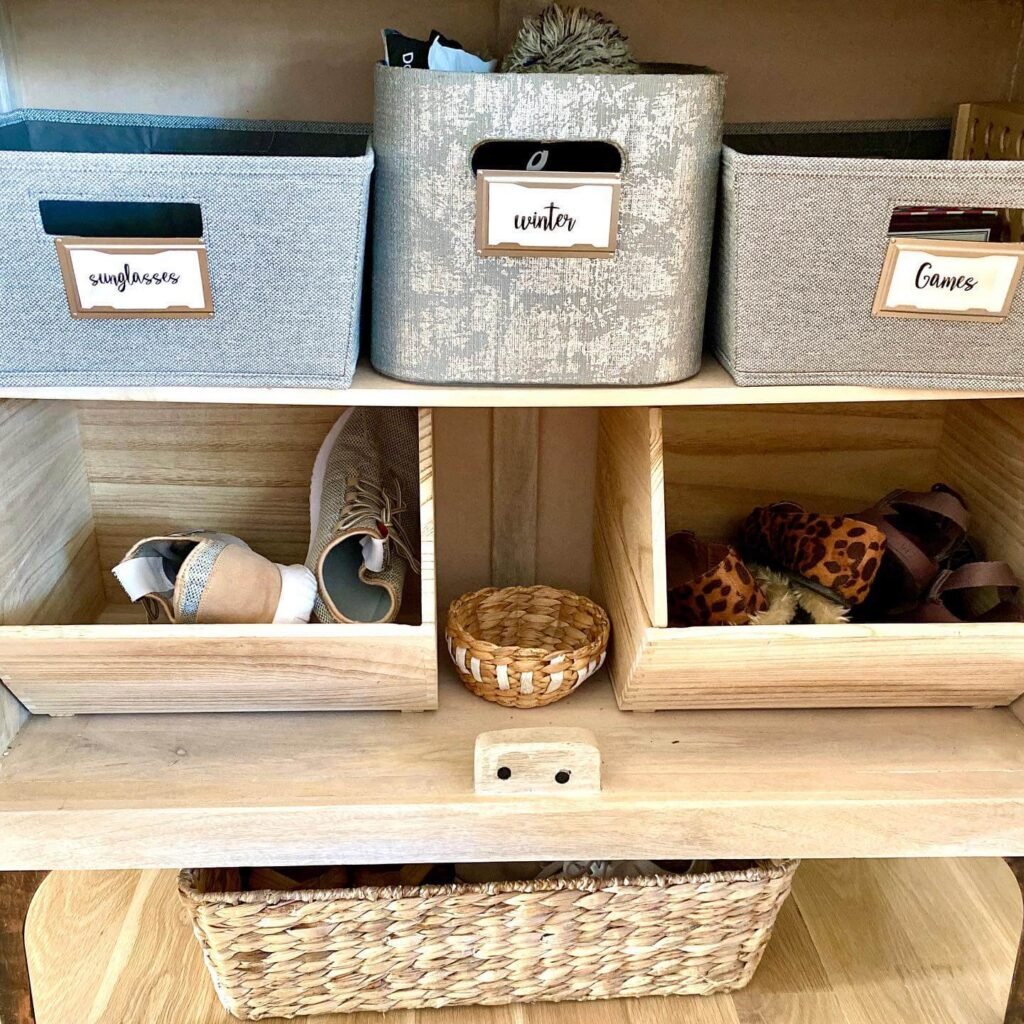Cubbies and Baskets for Entryway Shoe Storage Ideas