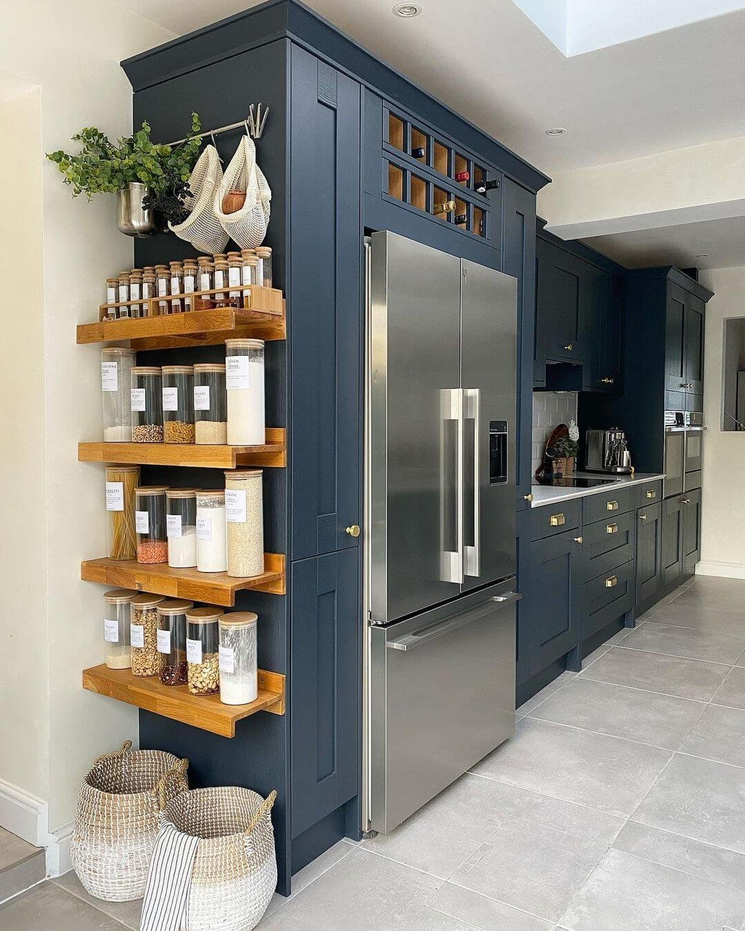 Wall-Mounted Kitchen Spice Storage Ideas