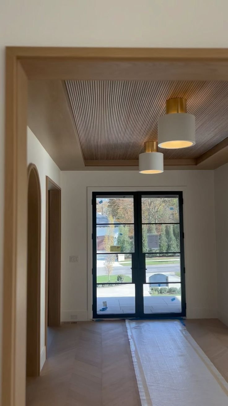 21 Luxury Ceiling Designs That Will Wow Your Guests (Don’t Miss #5!) - 10. Vintage Touch