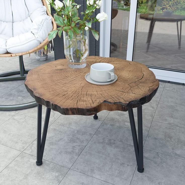 Unique Containers for Outdoor Coffee Table Decor