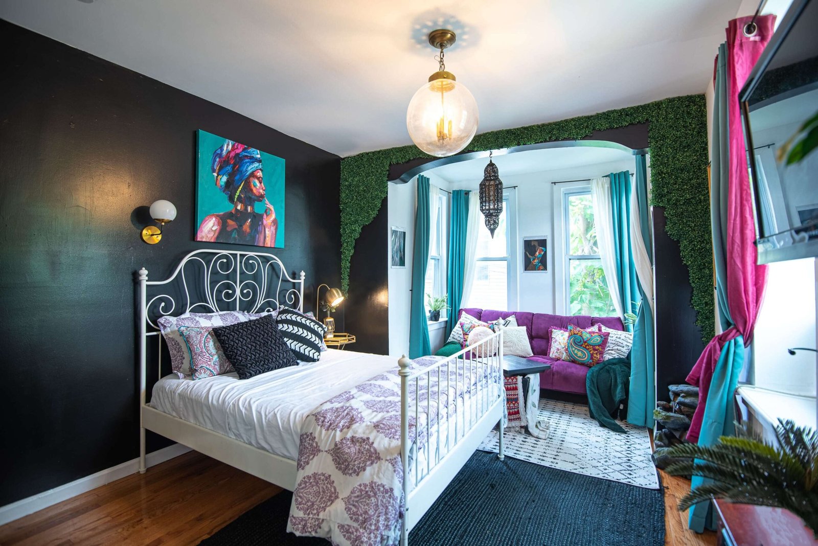 Moody Maximalist Bedroom Inspirations Modern Minimalism