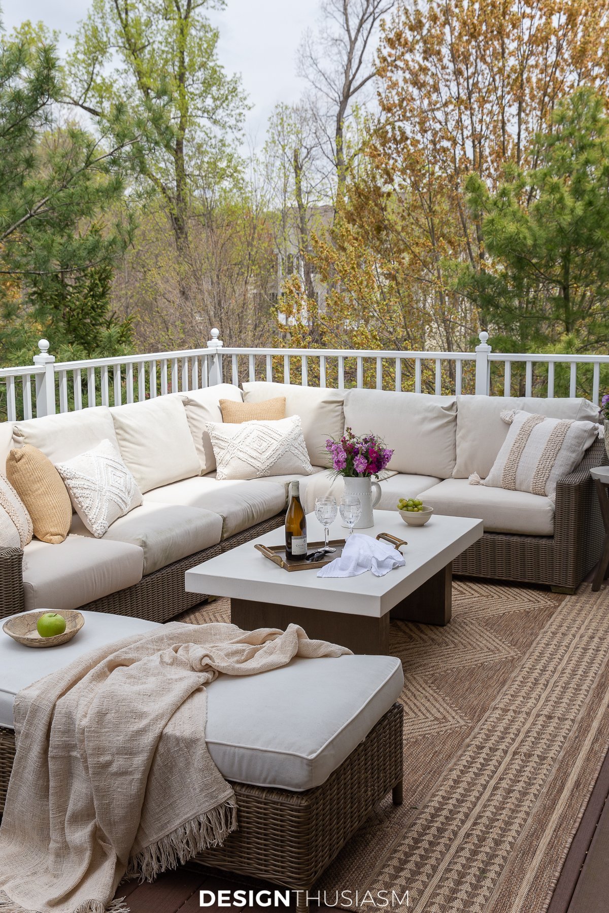 Play with Heights for Outdoor Coffee Table Decor