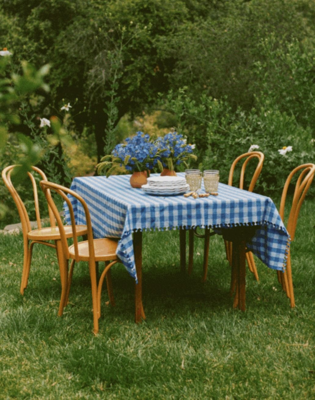 Dinner Table Décor Ideas