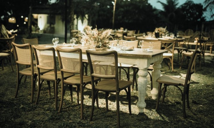 Outdoor Wedding Table Décor
